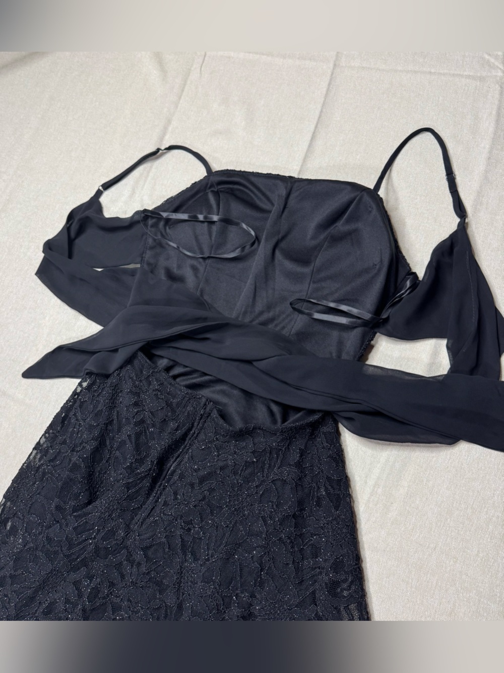 B Darlin Black Lace Fit & Flare Party Dress Removable Sash Juniors 7/8 - Picture 5 of 12